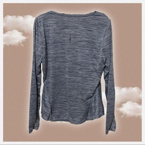 ♥︎ Lolë Mireille Top ♥︎ - Picture 3 of 6